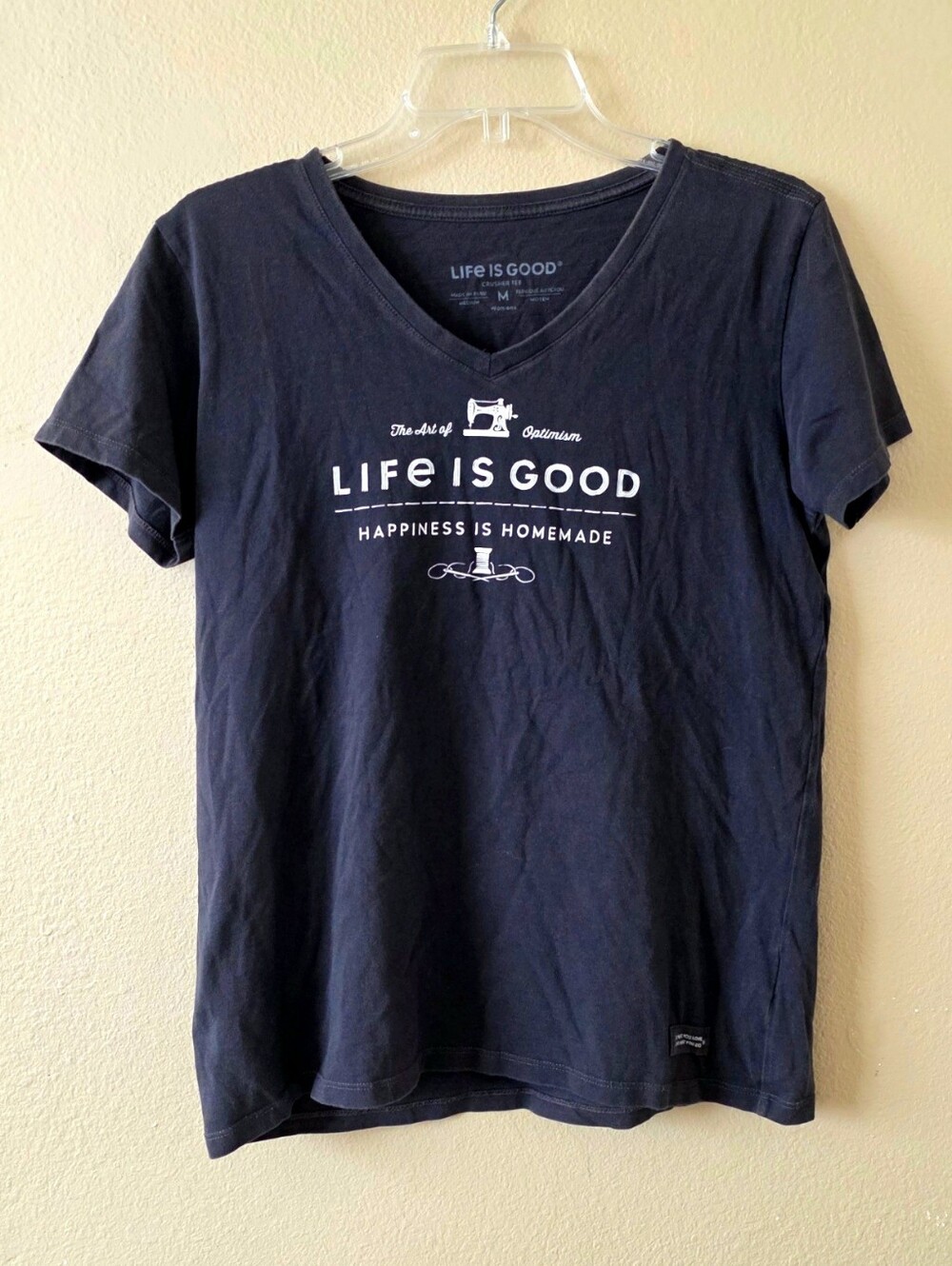 Life Is Good Womens Crusher Happiness Is Homemade Graphic Tee - Size Medium